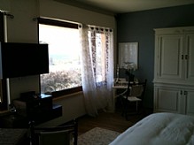 מסכי הטלוויזיה שלנו הגיעו עד פנחס וגסטון מסכי הטלוויזיה שלנו הגיעו עד פנחס וגסטון